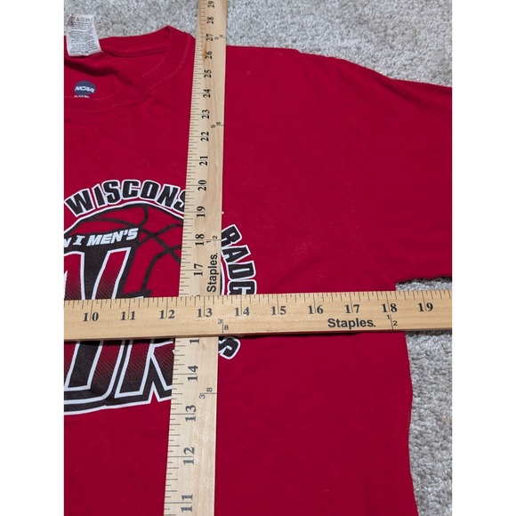 University Of Wisconsin Badgers T-Shirt, Final 4 2015 Official NCAA. Men's Sz M - Picture 5 of 7
